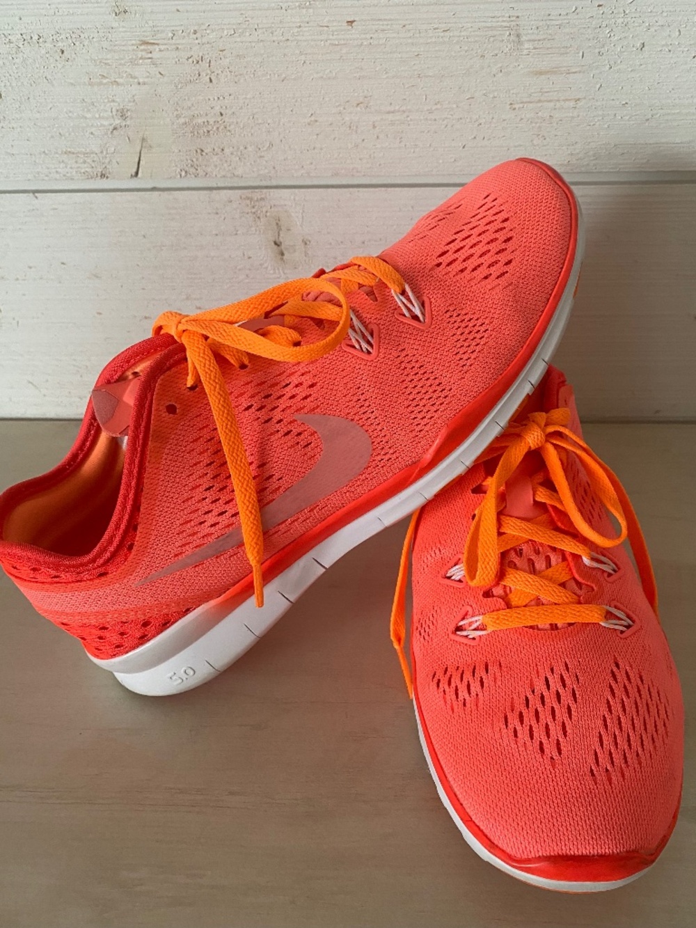 Nike Free 5.0 TR Fit 5 Women’s Glow Lava Crimson Sneakers Size 7 NWOB